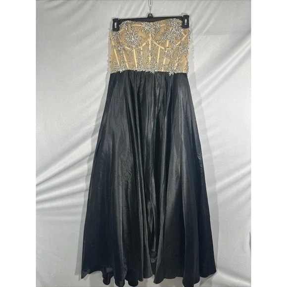 NWT $898 MAC DUGGAL [ 12 ]‎ 20701 Strapless Embellished Bustier Ball Gown S1851
